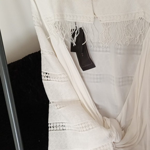 BCBG MAXAZRIA - Picture 2 of 6